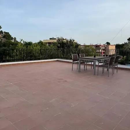 Atico Gran Terraza Cerca Bcn * كاستيلديفيلس